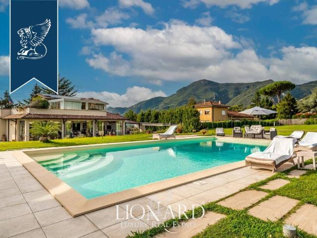 Villa Indipendente in vendita a Pieve, Camaiore