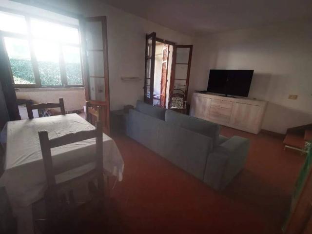 Villa Schiera in vendita a Camaiore, Toscana