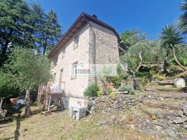 Villa Indipendente in vendita a Casette, Camaiore