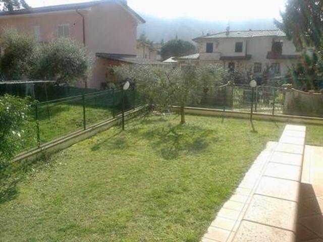 Villa Indipendente in vendita a Camaiore, Toscana