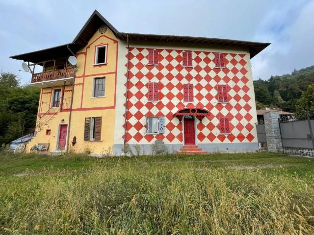 Villa Indipendente in vendita a Piemonte, Verbano-cusio-ossola