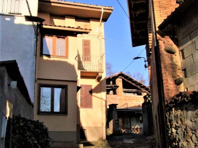 Villa Indipendente in vendita a Piemonte, Biella