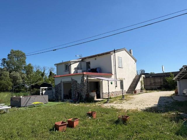 Villa Indipendente in vendita a Marche, Ancona