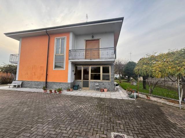 Villa Indipendente in vendita a Piemonte, Novara