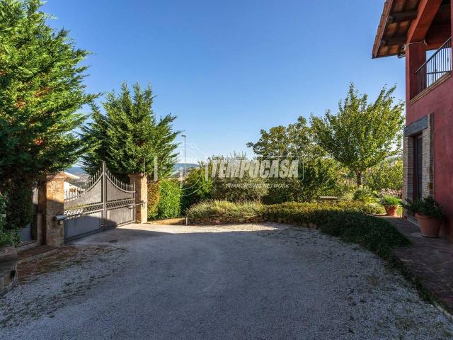 Villa Indipendente in vendita a San Paolo, Camerino