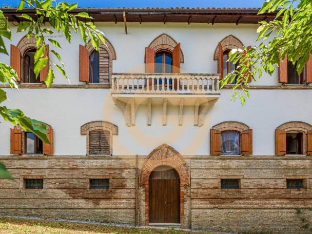 Villa Indipendente in vendita a Marche, Macerata