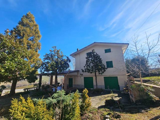 Villa Indipendente in vendita a Marche, Macerata