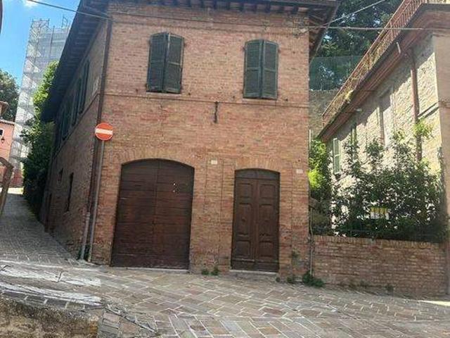 Villa Indipendente in vendita a Marche, Macerata