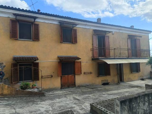 Villa Indipendente in vendita a Piemonte, Alessandria