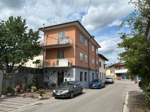 Villa Indipendente in vendita a Camino Al Tagliamento, Friuli-Venezia Giulia