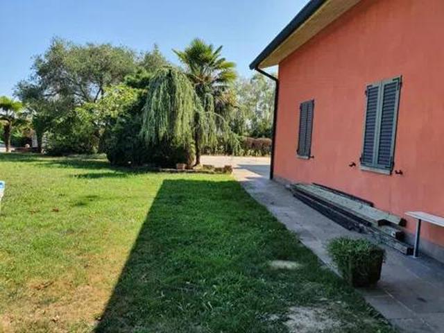 Villa Indipendente in vendita a Camisano Vicentino, Veneto