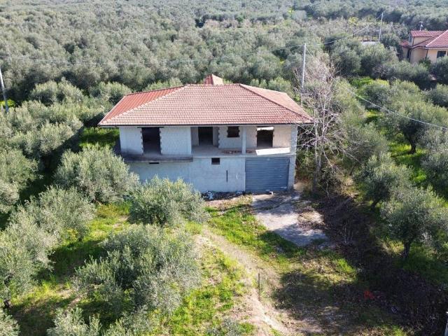 Villa Indipendente in vendita a Campagna, Campania