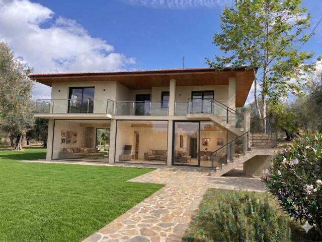 Villa Indipendente in vendita a Campagna, Campania