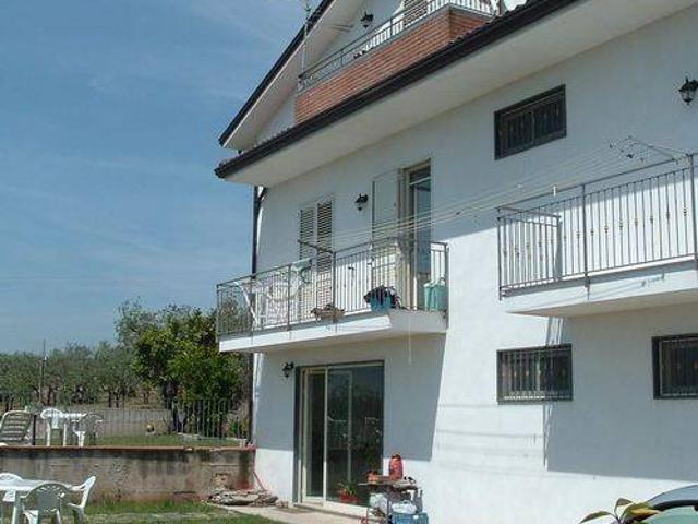 Villa Indipendente in vendita a Pezzarotonda, Campagna