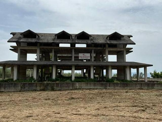 Villa Indipendente in vendita a Campagna, Campania
