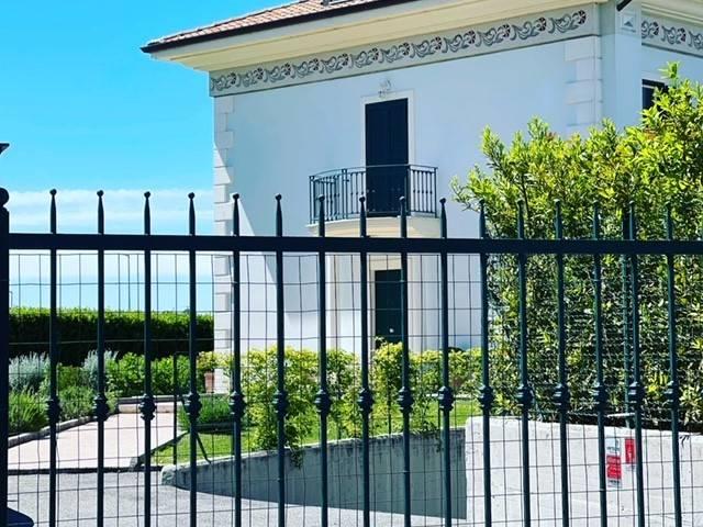 Villa Indipendente in vendita a Roma Capitale, Lazio