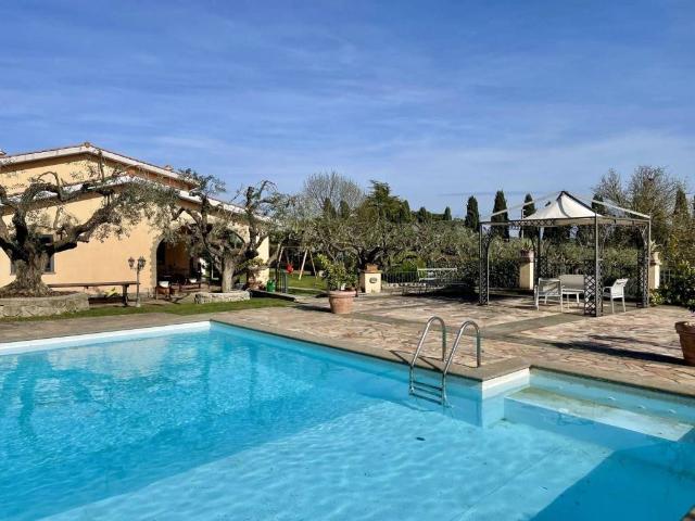 Villa Indipendente in vendita a Roma Capitale, Lazio