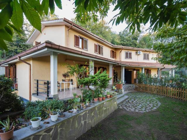 Villa Indipendente in vendita a Roma Capitale, Lazio