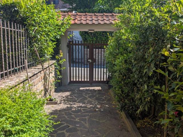 Villa Indipendente in vendita a Roma Capitale, Lazio