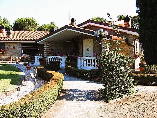 Villa Indipendente in vendita a Roma Capitale, Lazio