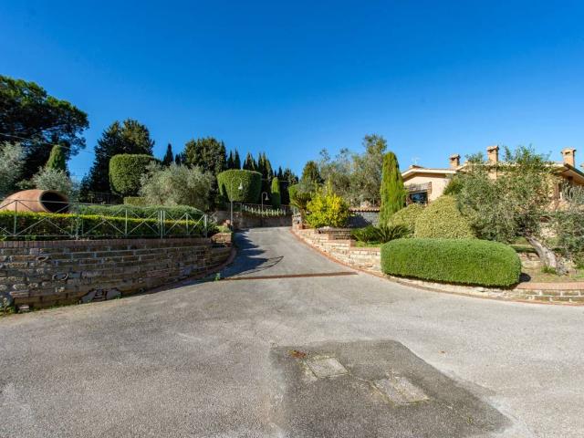 Villa Indipendente in vendita a Roma Capitale, Lazio