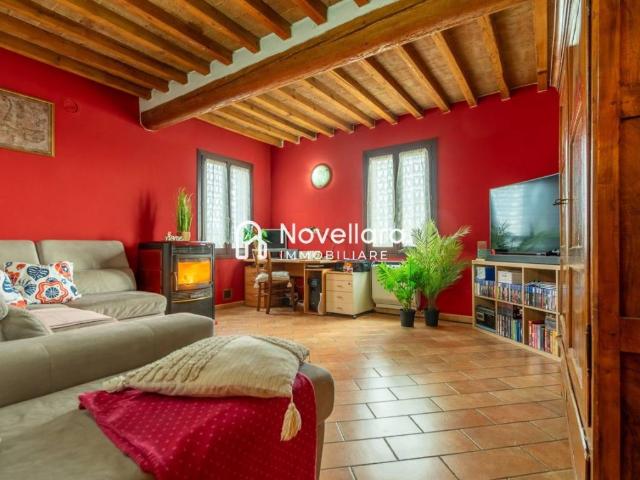 Villa Indipendente in vendita a Pianura Reggiana, Re