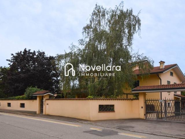 Villa Indipendente in vendita a Pianura Reggiana, Re