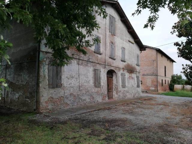 Villa Indipendente in vendita a Pianura Reggiana, Re