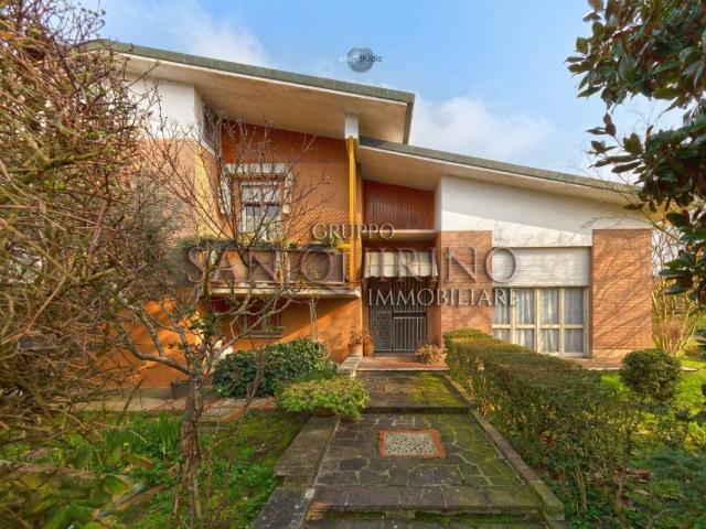 Villa Indipendente in vendita a Pianura Reggiana, Re