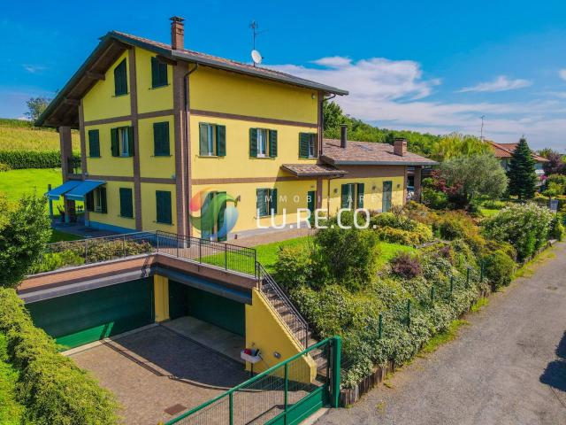 Villa Indipendente in vendita a Camparada, Lombardia