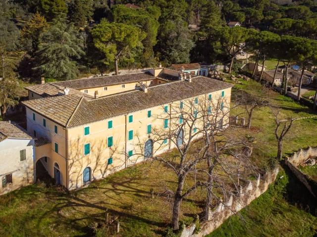 Villa Indipendente in vendita a Campello Sul Clitunno, Umbria