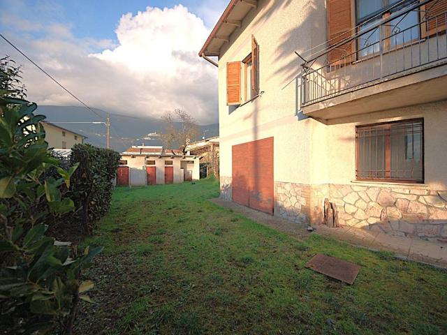 Villa Indipendente in vendita a Campello Sul Clitunno, Umbria