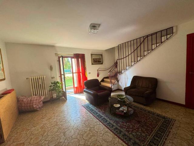 Villa Indipendente in vendita a Santa Maria, Campi Bisenzio