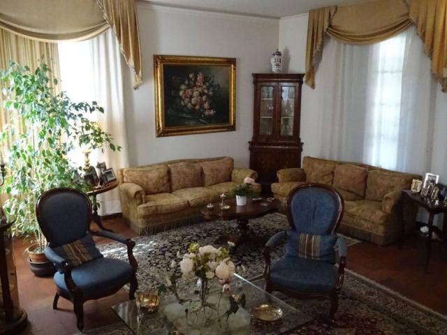 Villa Indipendente in vendita a Prataccio, Campi Bisenzio