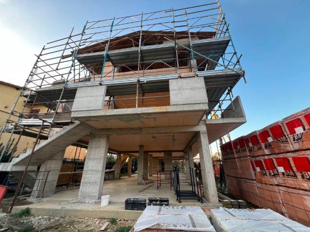 Villa Indipendente in vendita a San Donnino, Campi Bisenzio