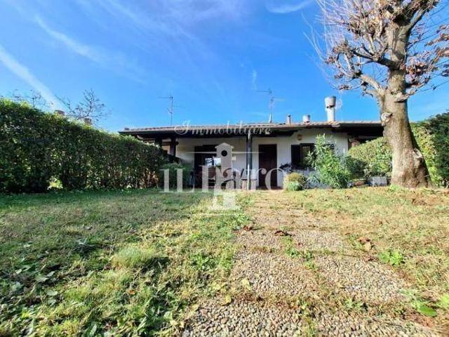 Villa Indipendente in vendita a La Villa, Campi Bisenzio