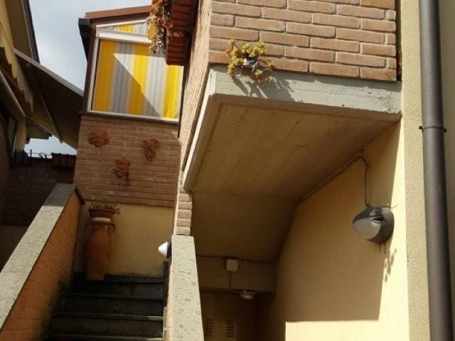 Villa Indipendente in vendita a San Donnino, Campi Bisenzio