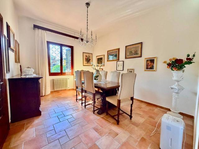 Villa Indipendente in vendita a San Martino, Campi Bisenzio