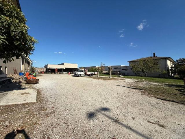 Villa Indipendente in vendita a Venturina Terme, Campiglia Marittima