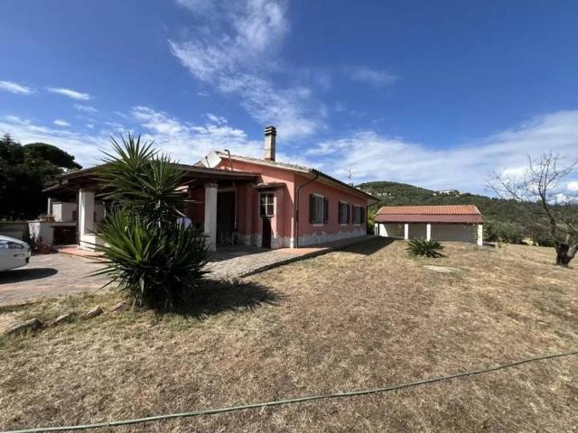 Villa Indipendente in vendita a Campiglia Marittima, Toscana