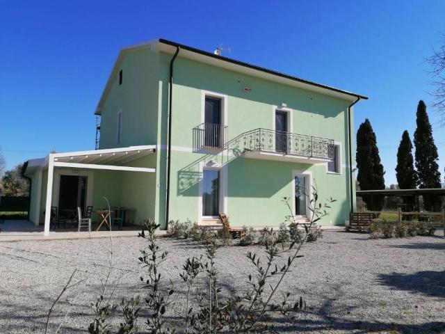 Villa Indipendente in vendita a Campiglia Marittima, Toscana