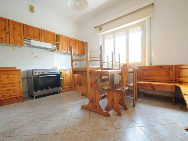 Villa Indipendente in vendita a Venturina Terme, Campiglia Marittima