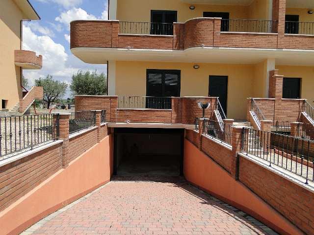 Villa Indipendente in vendita a Campli, Teramo