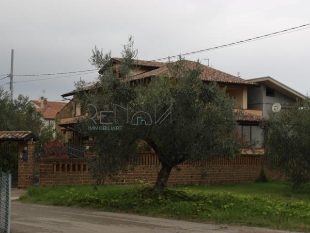 Casa in vendita a Unione dei Comuni della Val Vibrata, Civitella Del Tronto