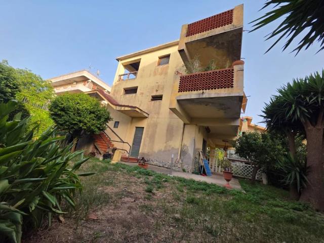 Villa Indipendente in vendita a Calabria, Reggio Calabria