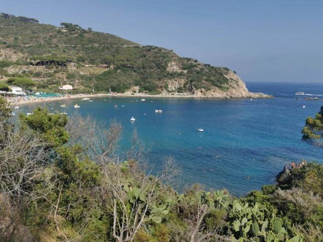 Villa Indipendente in vendita a Campo nell'Elba, Cavoli