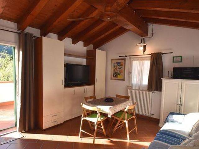 Villa Indipendente in vendita a Campo nell'Elba, Marina Di Campo