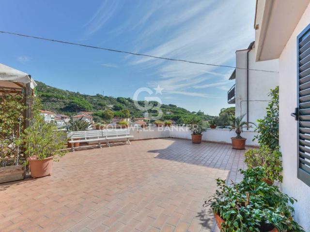 Villa Indipendente in vendita a Campo nell'Elba, Seccheto