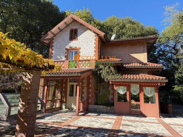 Villa Indipendente in vendita a Campobasso, Molise