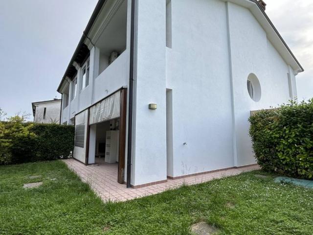 Villa Indipendente in vendita a Fiumicello, Campodarsego